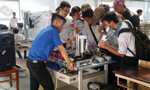 The mechatronics system always attracts and causes the desire to explore of young people