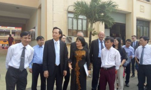 We are honoured to welcome the Minister of Labour, Social Affairs and Invalids Dao Ngoc Dung and the German Consul General Andreas Siegel to the Open Day HVCT 2017.