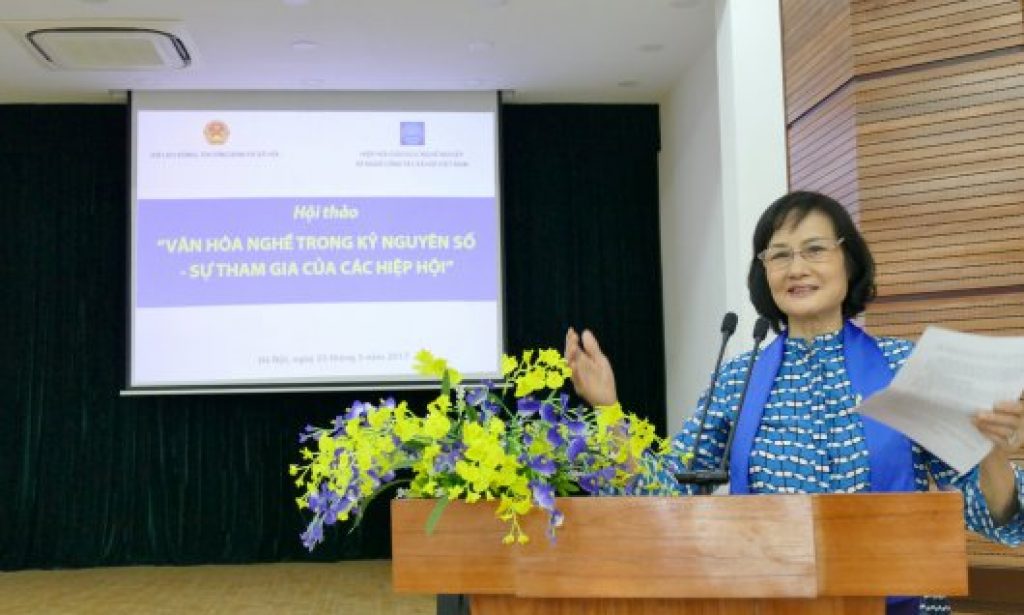 Ms Nguyen Thi Hang, President of VAVET & SOW and former Minister of Labour, Invalids and Social Affairs (MoLISA), stressed the importance of digitalisation on TVET and the need for awareness of the topic in her opening speech