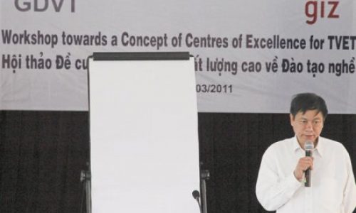 GDVT Director General, Dr. Nguyen Tien Dung delivers opening remarks