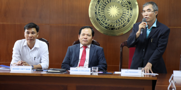 Mr Ngo Ngoc Khanh, IAB vice president shared the desire to promote cooperation among members of the Advisory Boards