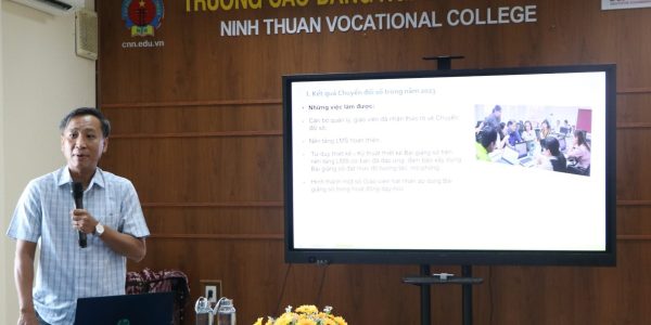 Mr . Tran Trung Dung – NTVC Vice Rector was presenting at the event