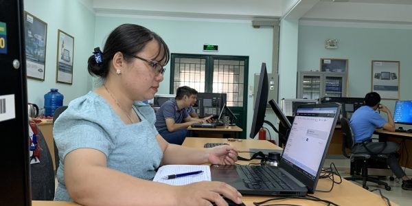 Ms Tu, one of LILAMA 2’s master trainer, was qualified to become a multiplier of the training.