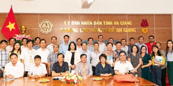 All participants, An Giang Vocational College’s Management Board and An Giang Provincial Department of Labour, War invalids and Social affairs