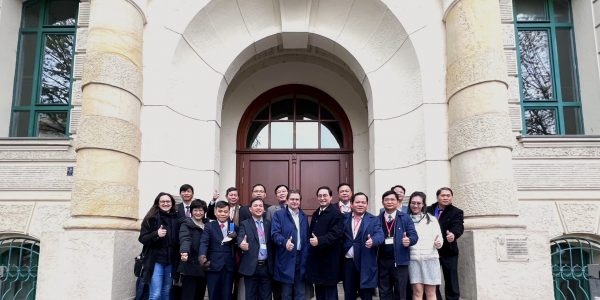 Participants during site visit to Nordost Ltd., Co. in Magdeburg