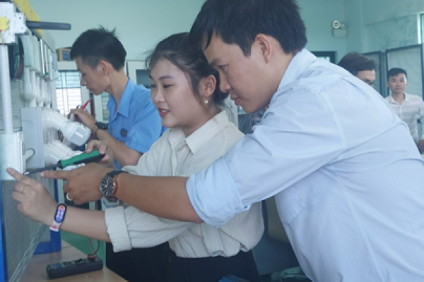 Teachers were instructed on how to install smart devices on a simulated board